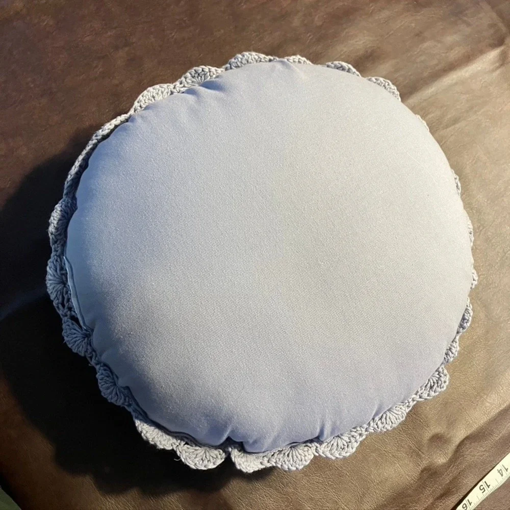 N/A round crochet